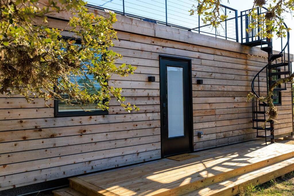 New! The Texas Longhorn-Luxury Container Home فريدريكسبيرغ المظهر الخارجي الصورة